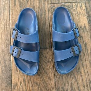 Navy Birkenstock Great Condition!